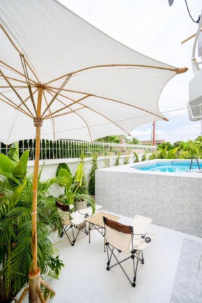 Private Pool Villa Resort style, Heart in bkk ,metro,cabaret show,RCA, jodd fair,chatuchak